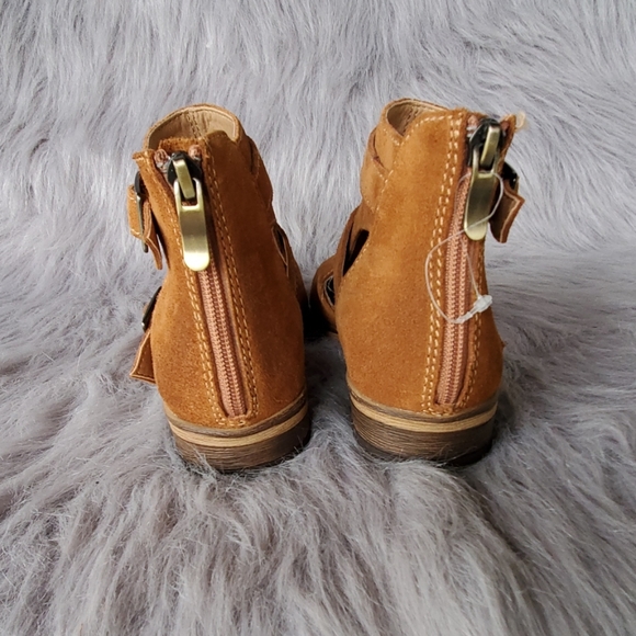 Chinese Laundry Booties sz. 6.5 tan - Picture 4 of 7